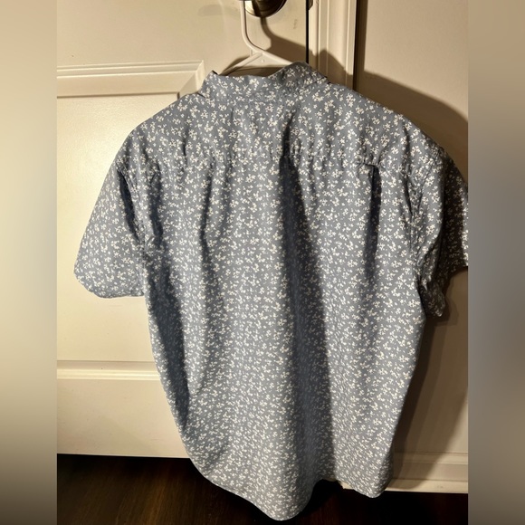 J.Crew short sleeve button down. - Picture 2 of 4